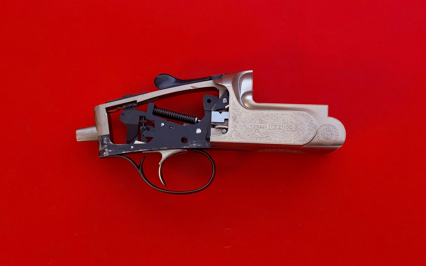 PERAZZI 12 GAUGE MX2000S RECEIVER WITH TRIGGER AND FOREND IRON - PREOWNED